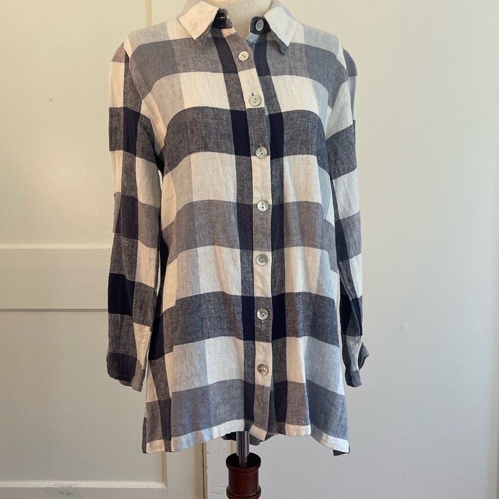 Soft Surroundings Classic Plaid Button-Up Shirt with Zipper Detail Size M - Picture 2 of 10